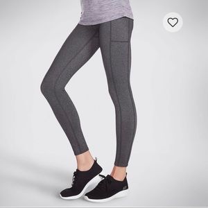 Sketchers size small leggings